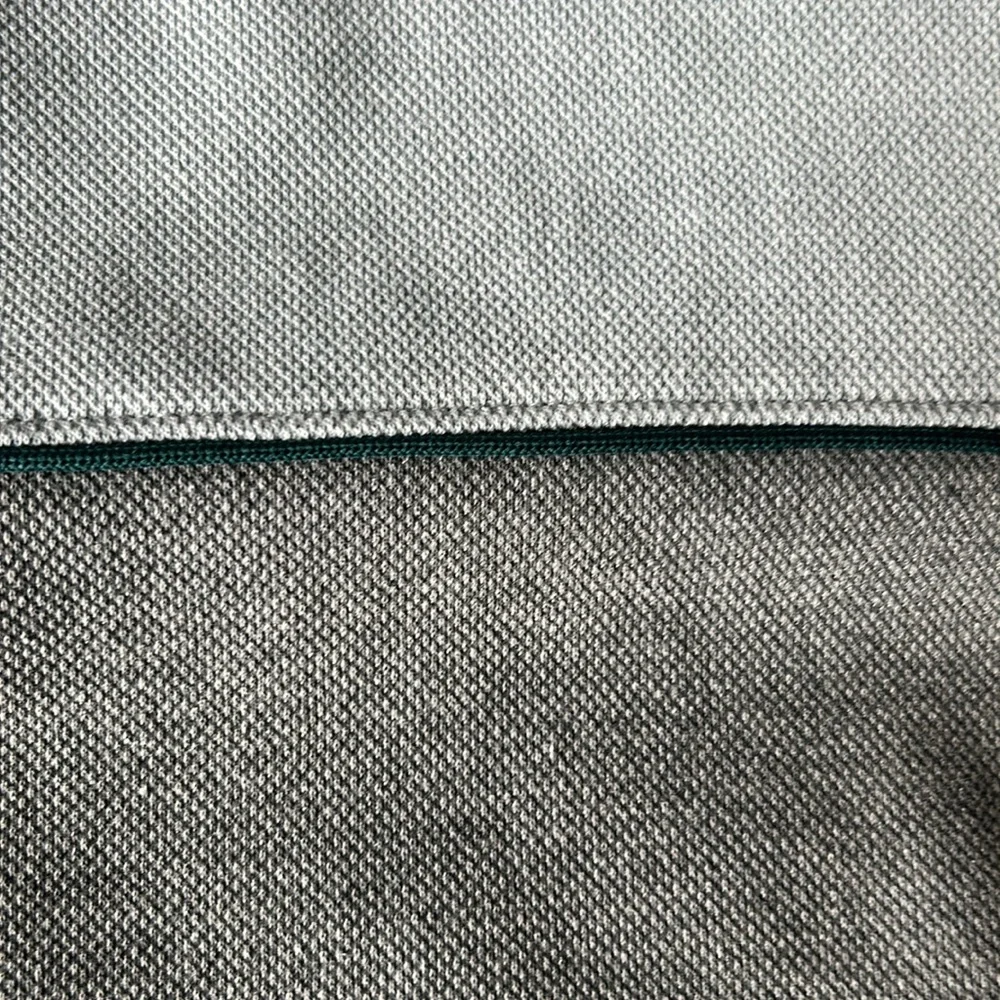 Under Armour Sweatshirt Sz: M - Picture 9 of 9